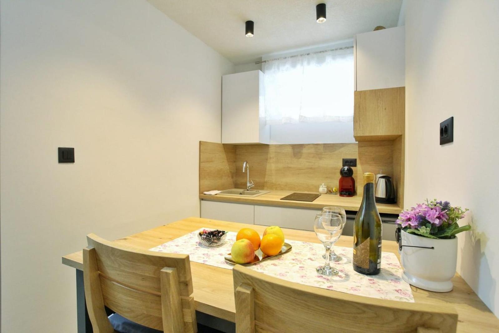 Apartament Mike *